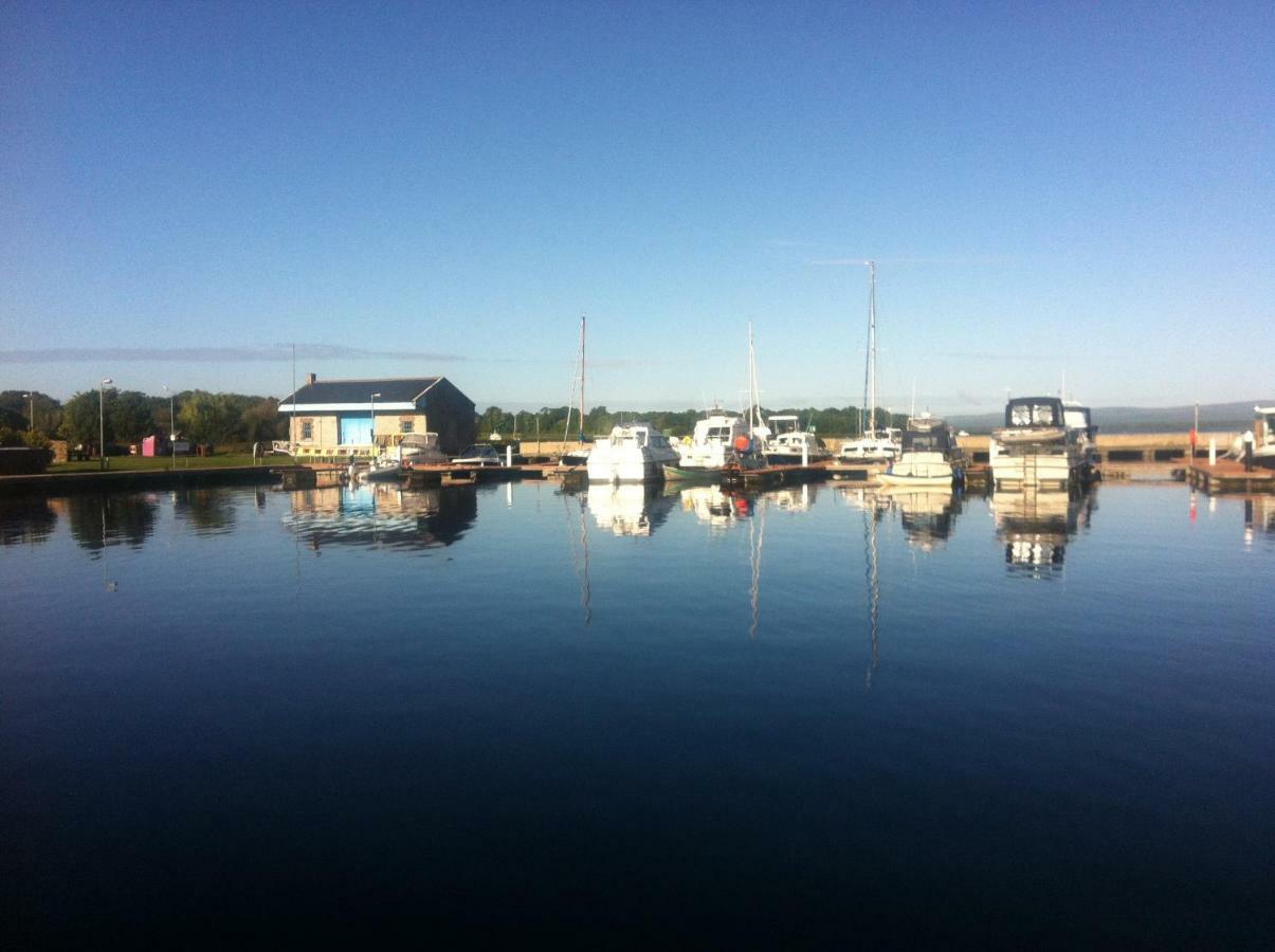 Lough Derg House & The Lake Cafe Nenagh Exterior photo
